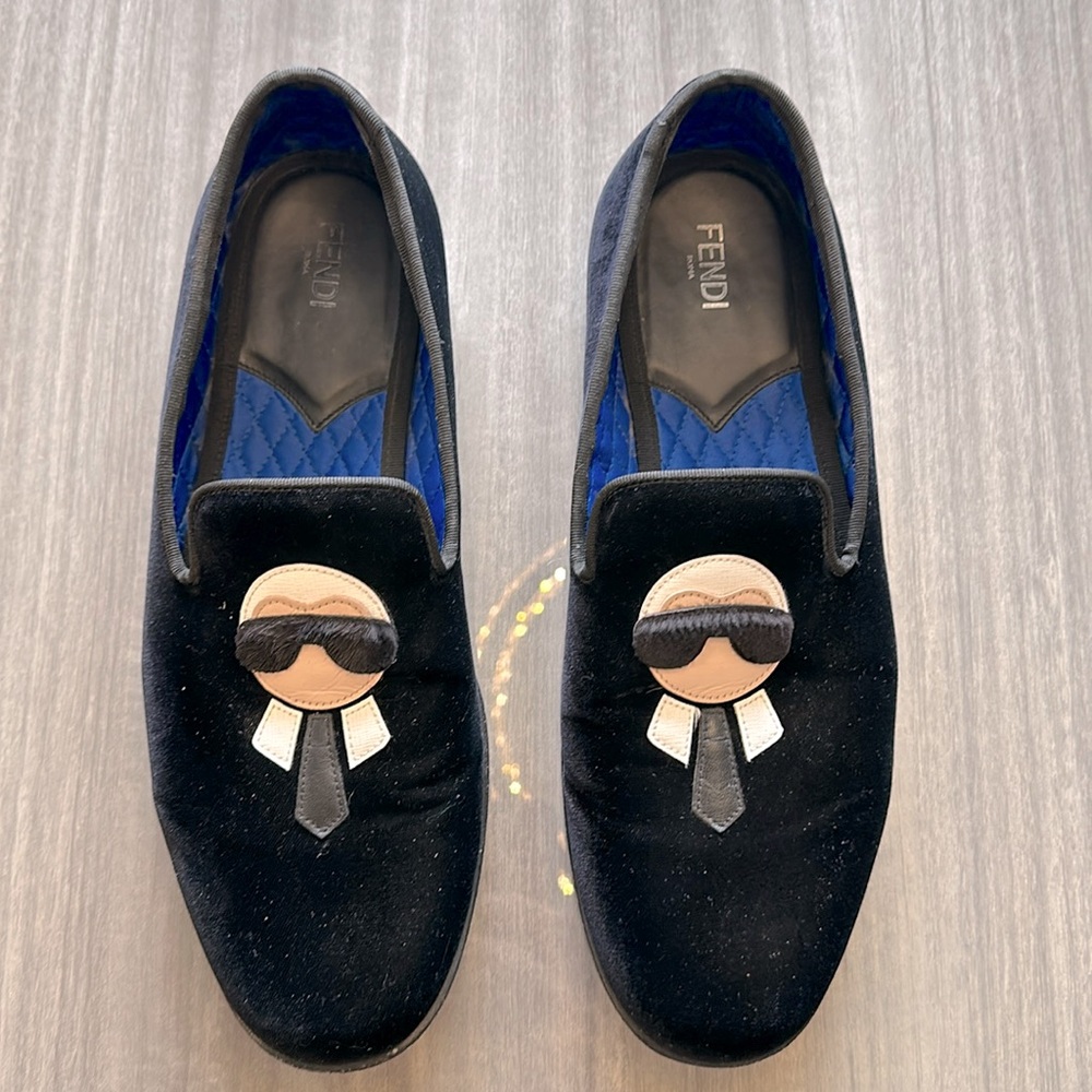 Fendi Karl Lagerdeld Karlito velvet loafer used mint condition.
